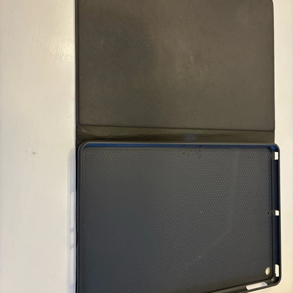 IPad case 8th generation (for Apple iPad)